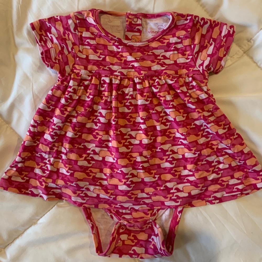 Vineyard Vines Onesie Dress Pink Whales-6-12 month